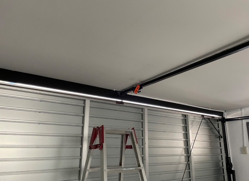 オーバードア　開閉機・レール交換