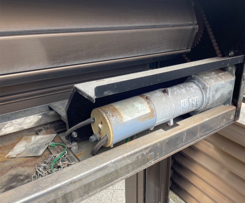 電動シャッター　開閉機交換工事