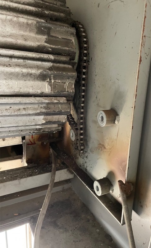 電動シャッター　開閉機交換工事