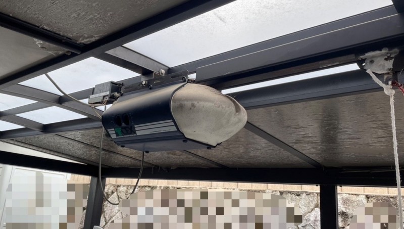 オーバードアシャッター　電動開閉機交換