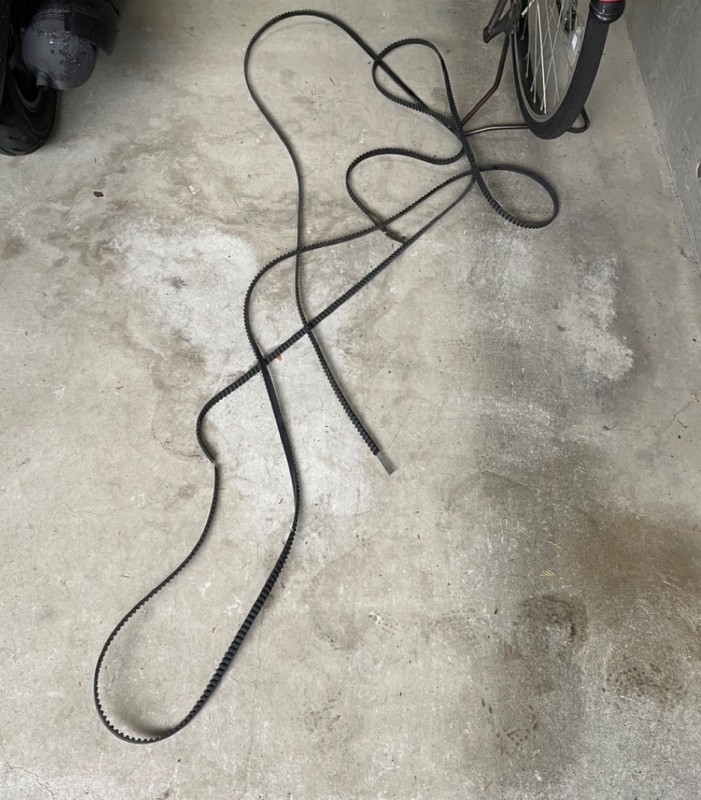 オーバードアシャッター　ベルト交換