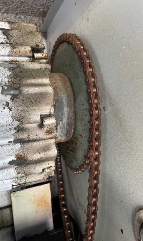 電動開閉機　ローラーチェーン交換