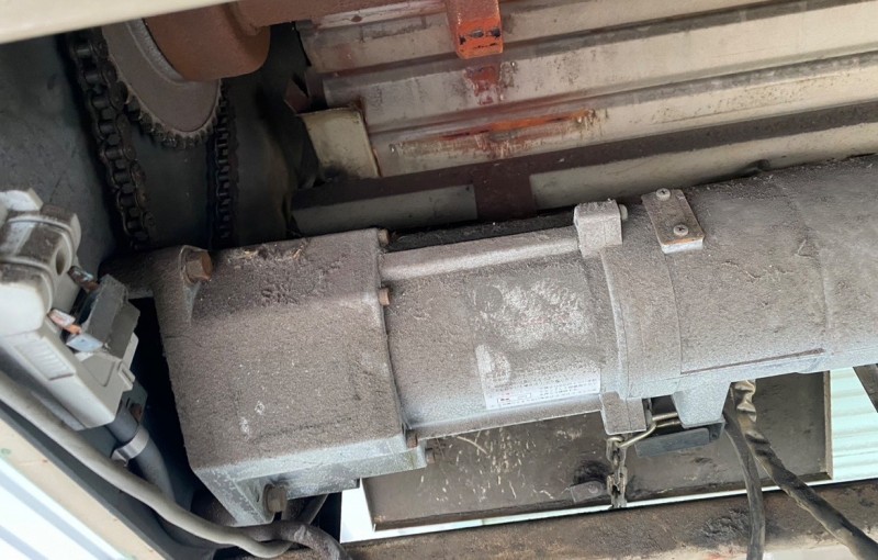 電動シャッター　開閉機交換工事