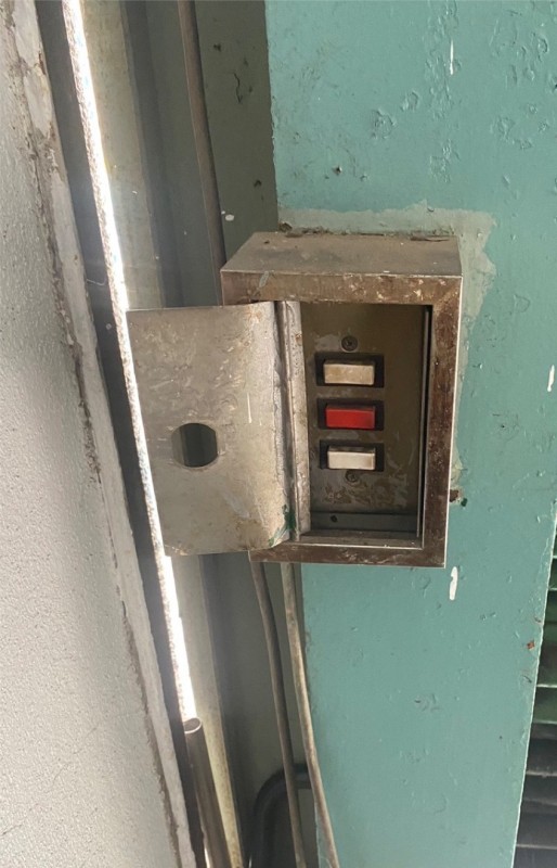 電動シャッター　開閉機交換工事