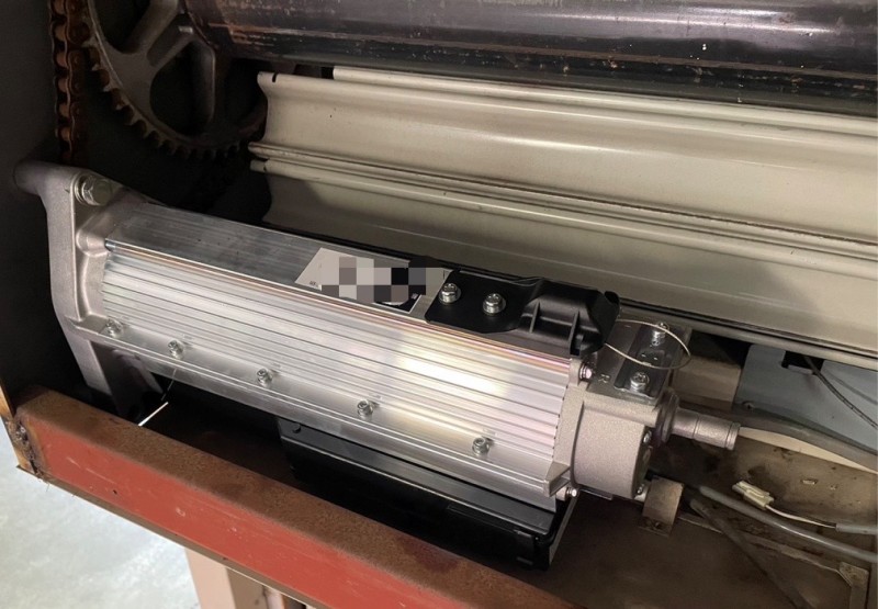 電動シャッター　開閉機交換工事