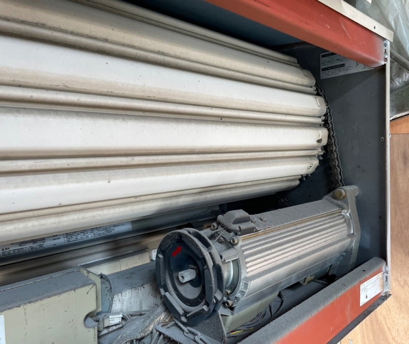 電動シャッター　開閉機交換工事