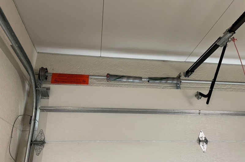 リフトマスター　オーバードア　開閉機・スプリング交換工事