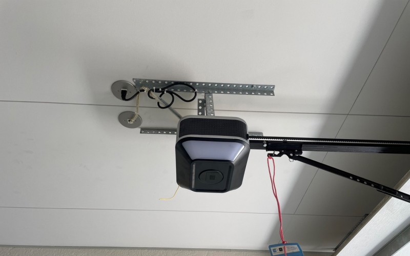 リフトマスター　オーバードア　開閉機・スプリング交換工事