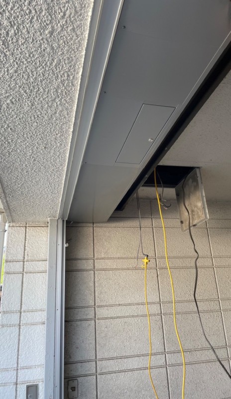 電動シャッター　設置工事