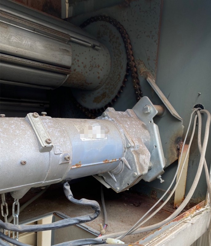 電動シャッター　開閉機交換工事