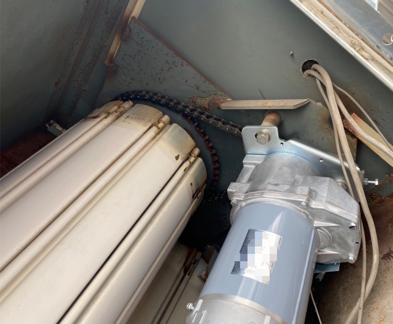 電動シャッター　開閉機交換工事