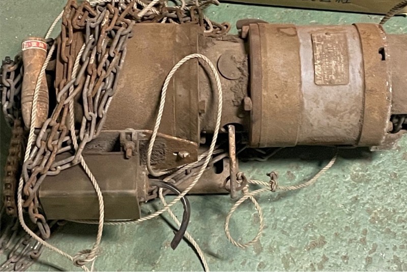 電動シャッター　開閉機交換工事