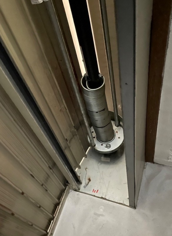 電動シャッター　バネ併用電動開閉機