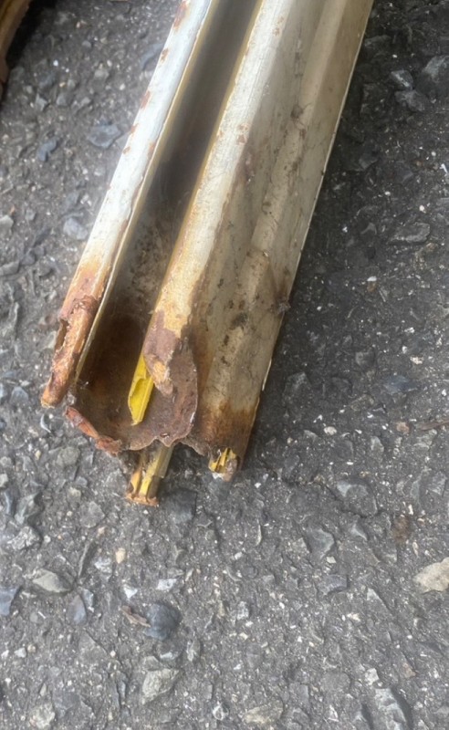 中柱・壺金修理作業