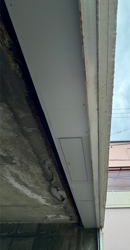 電動シャッター　座板補修