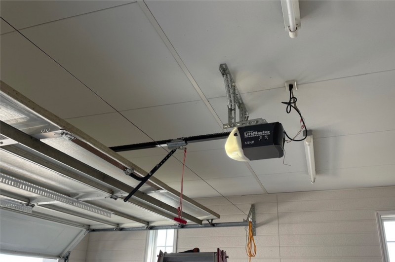 リフトマスター　チェーン修理作業