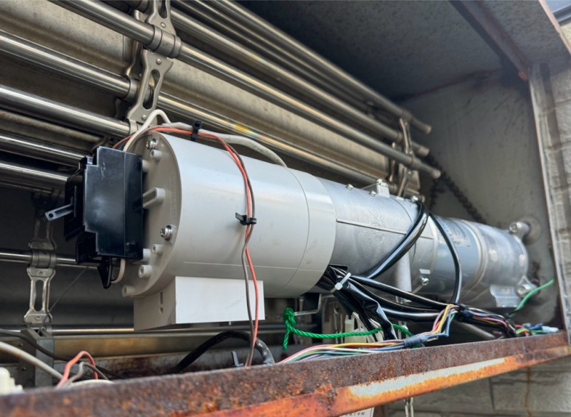 電動シャッター　開閉機交換工事