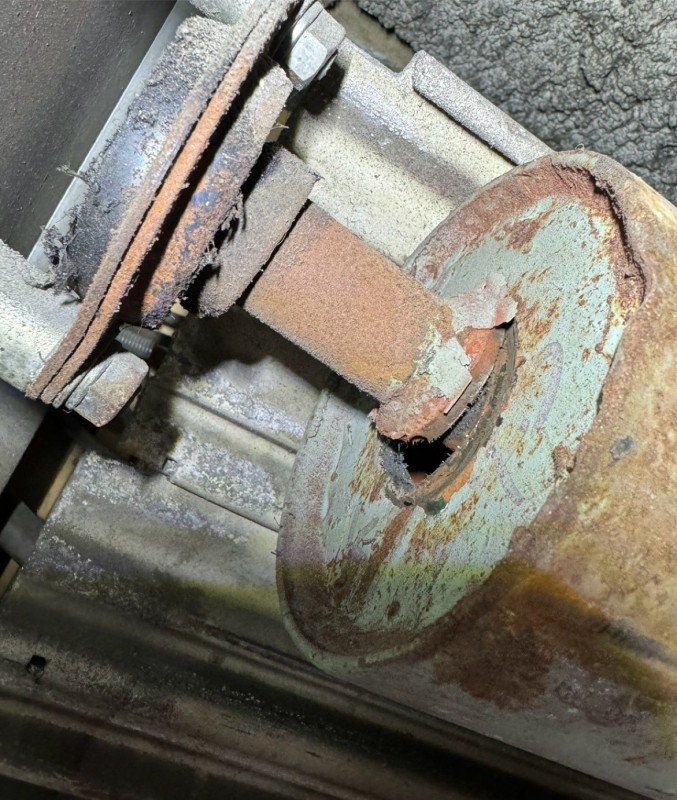 電動シャッター　ドラムシャフト修理