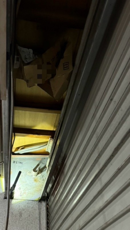 電動シャッター　開閉機交換工事