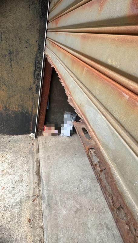 手動シャッター　座板交換