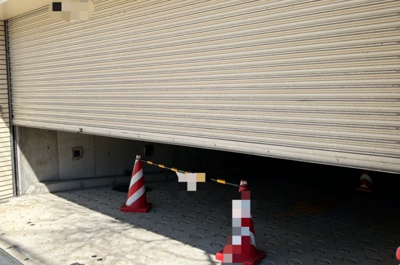 電動シャッター　スラット脱線復旧・座板補修作業