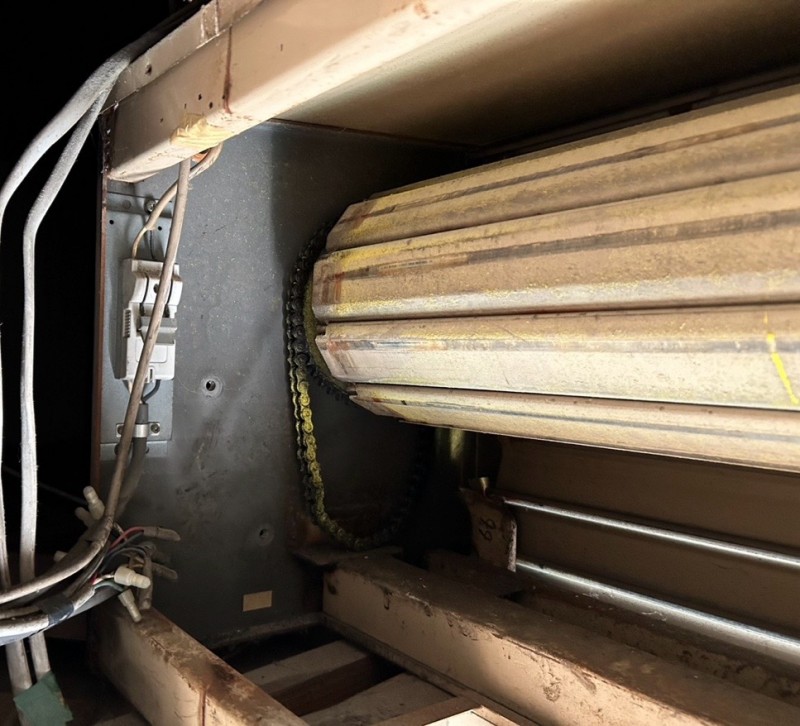 電動シャッター　開閉機交換工事