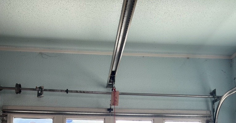 電動オーバードアのスプリング交換