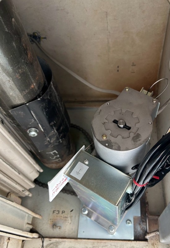 電動シャッター　開閉機交換工事