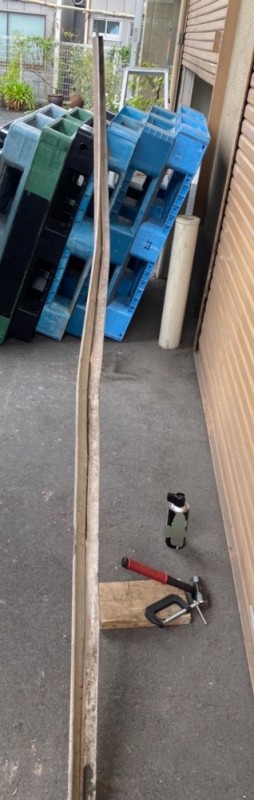 シャッター　スラット脱線復旧・水切り板金作業