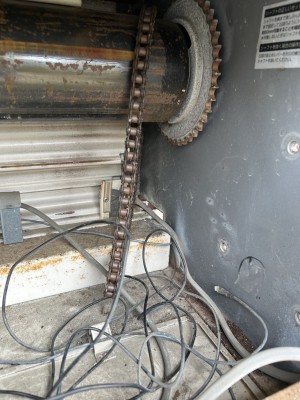 電動シャッター　開閉機交換工事