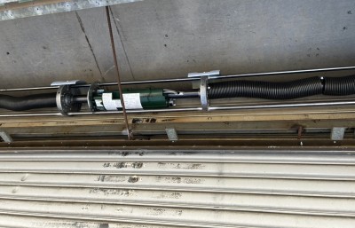 店舗　電動シャッター　開閉機交換工事