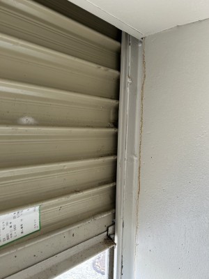 車庫シャッター　スラット脱線復旧作業