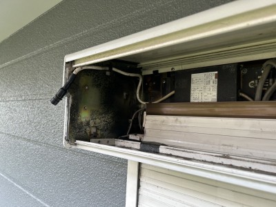窓　電動シャッターの開閉機交換工事