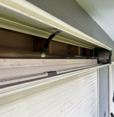 窓　電動シャッターの開閉機交換工事