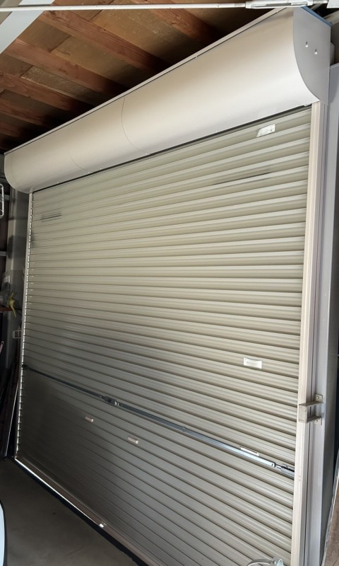 倉庫　手動シャッター　電動化工事