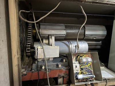 倉庫　重量電動シャッター　開閉機交換工事