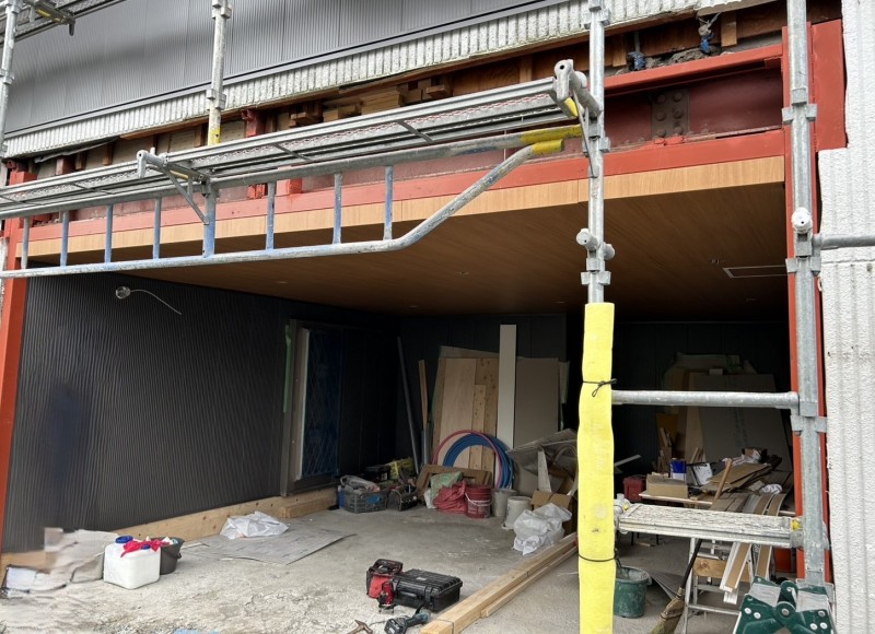 車庫　電動シャッター　新規設置