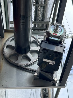 車庫　電動シャッター　新規設置