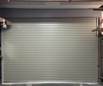 車庫　電動シャッター　交換工事