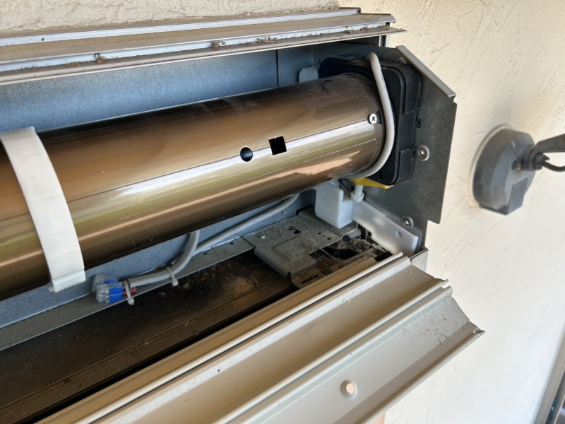 住宅窓電動シャッター　開閉機交換