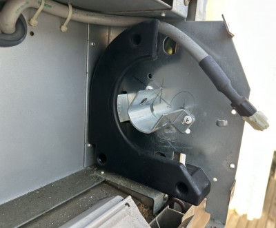 住宅窓電動シャッター　開閉機交換