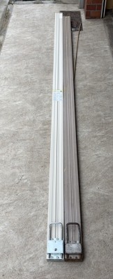 店舗　手動シャッター　中柱交換