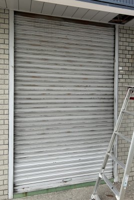 店舗　電動シャッター　動かない　　電動シャッター交換