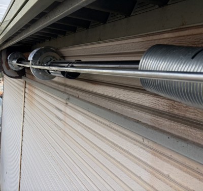 倉庫　手動シャッター　電動化