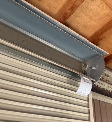 車庫　手動シャッターの電動化工事