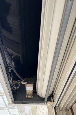窓　電動シャッター　開閉機交換