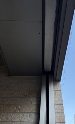 車庫　電動シャッター　スラット脱線復旧作業