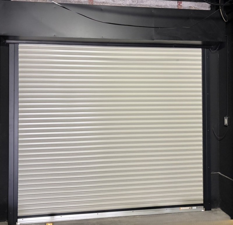 車庫　電動シャッター　交換工事
