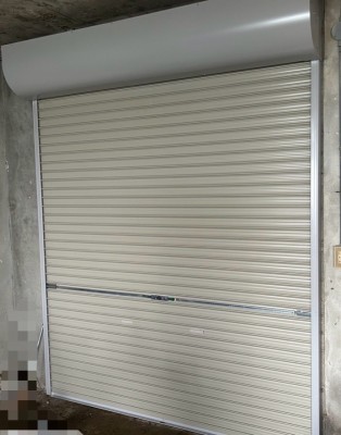 倉庫　手動シャッター交換