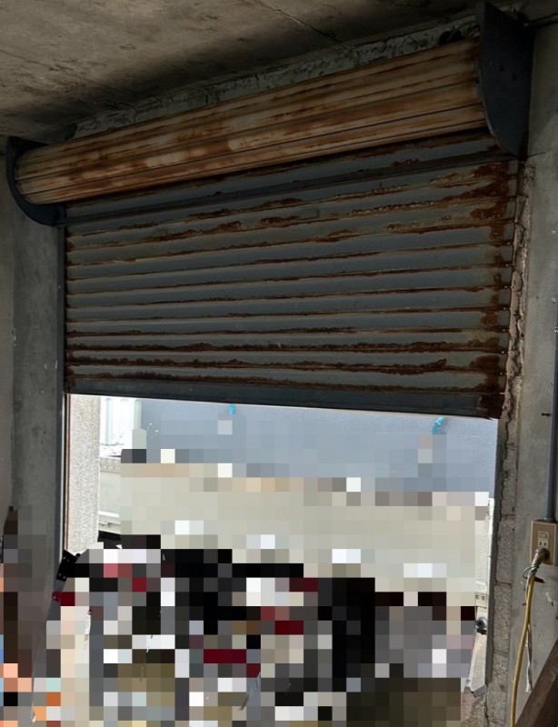 倉庫　手動シャッター交換